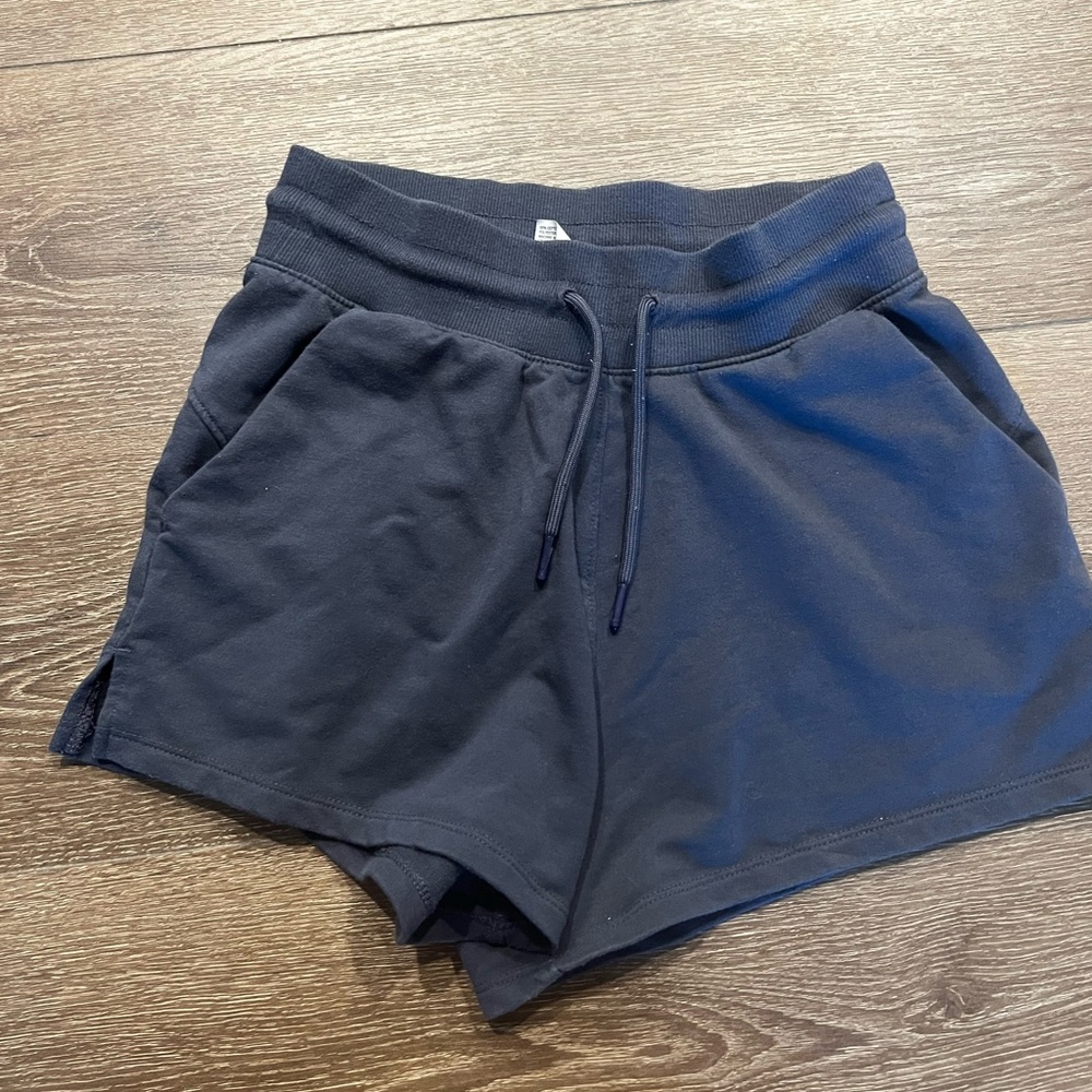 All in motion shorts